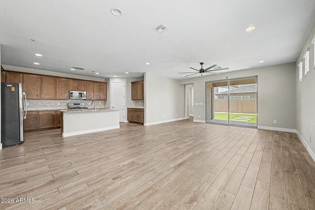 Building Photo - 9701 E Spiral Ave