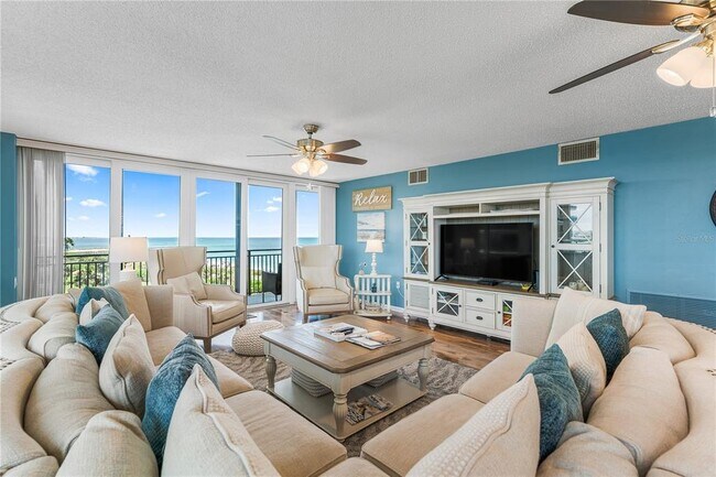 Building Photo - 7650 Bayshore Dr