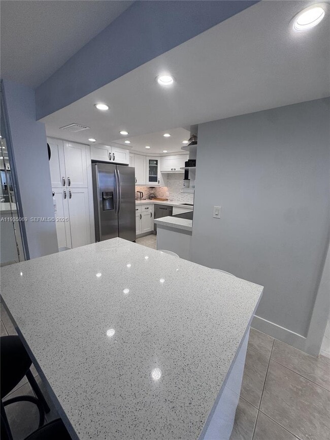 Building Photo - 1500 S Ocean Dr