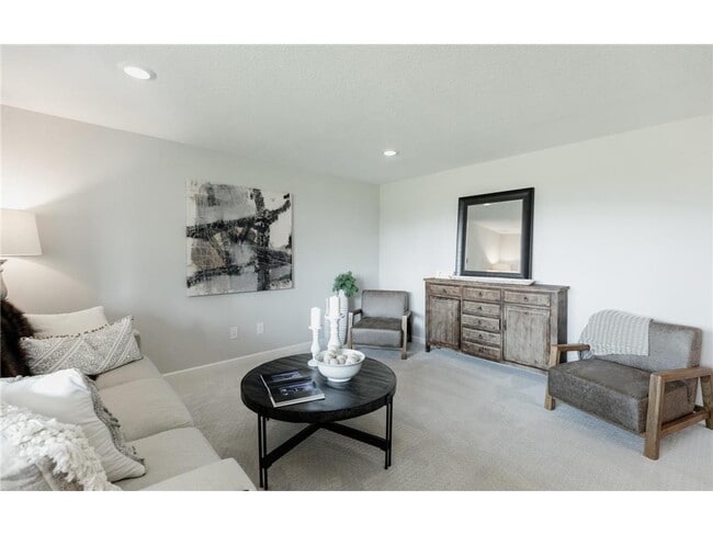 Building Photo - 1811 Fallbrooke Dr