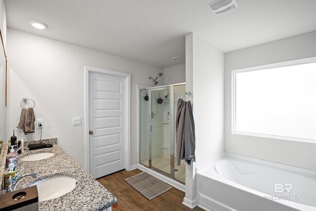 Building Photo - 3079 Camino Real Lp