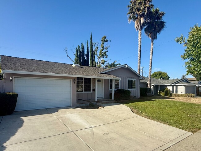 Building Photo - Must See Sharp 3 Bedroom 2 Bath Home in West San Jose