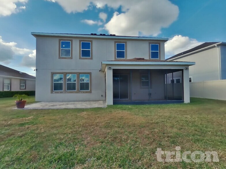 Building Photo - 33164 Whisper Pointe Dr