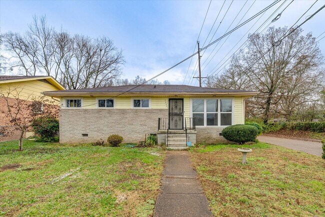 Building Photo - 2000 Milne St