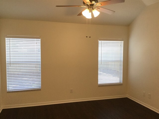 Building Photo - 7512 Oxford Garden Cir