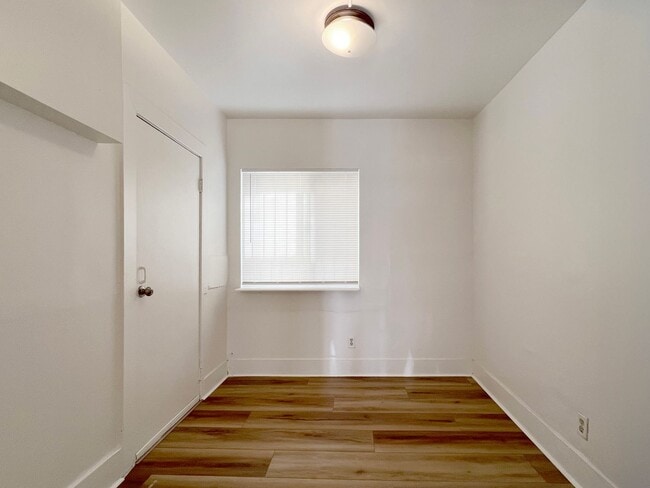 Building Photo - LB1238  (LEASING ONLY)