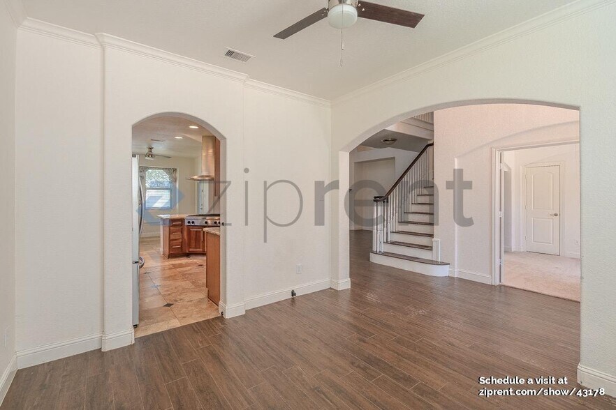 Building Photo - 25315 Hamden Valley Dr