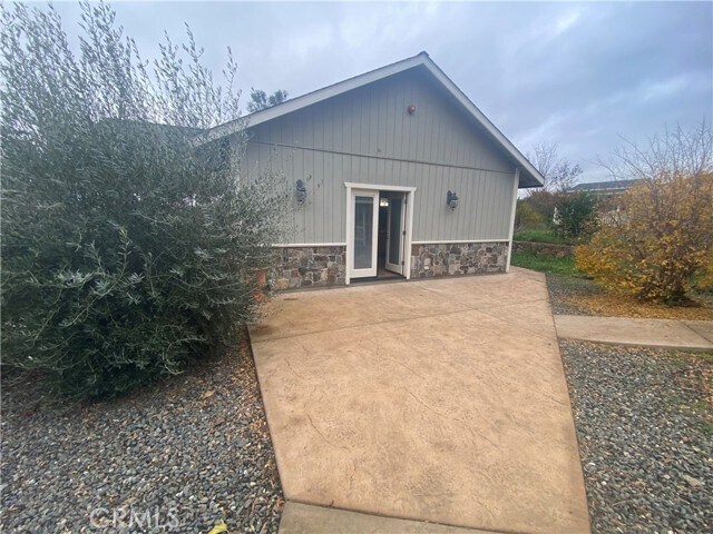 Building Photo - 21126 Yankee Valley Rd