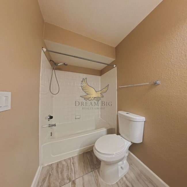 Building Photo - 8101 W Flamingo Rd