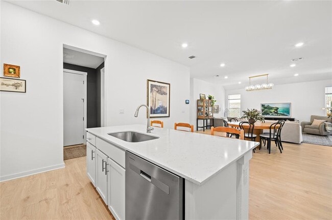 Building Photo - 2037 Rosin Jaw Walk