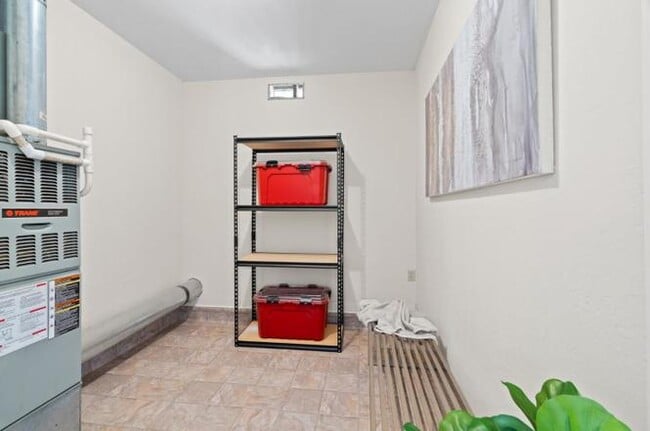 Building Photo - 1813 Beech St