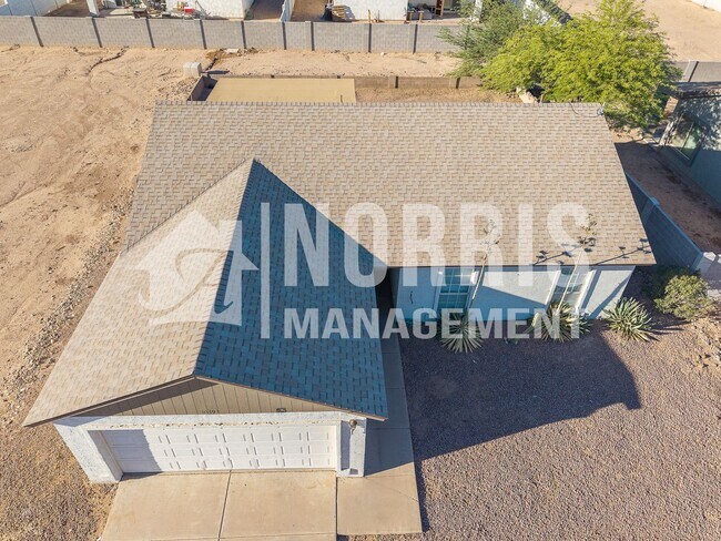 Building Photo - 10493 W Arivaca Dr