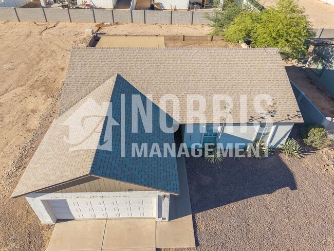 Building Photo - Clean Home with NO HOA in Arizona City