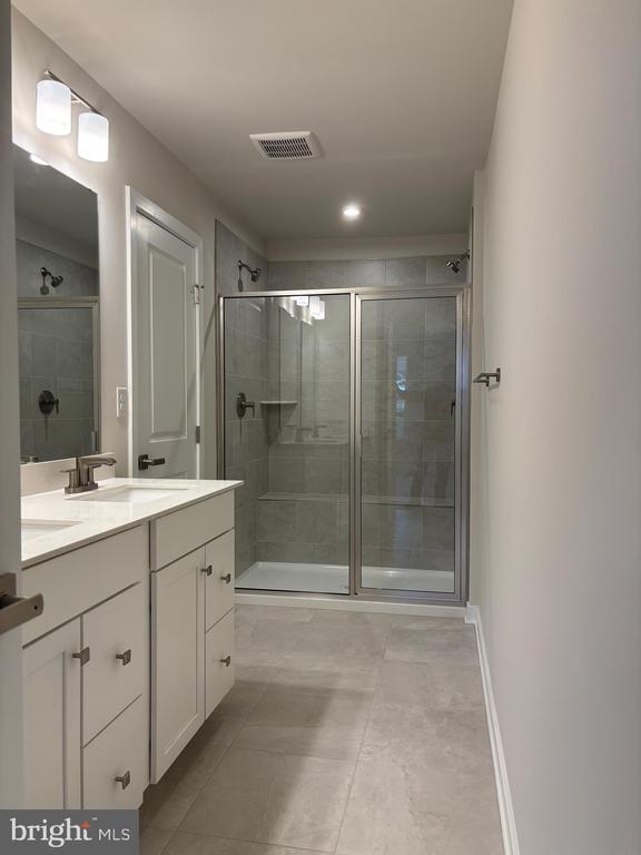 Building Photo - 2646 Tisbury Ln