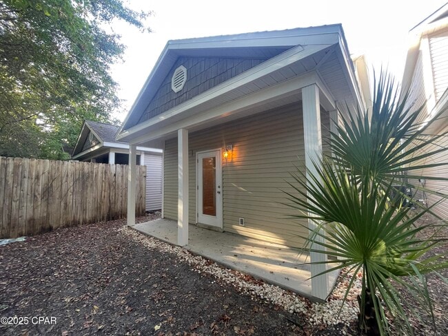 Building Photo - 8637 Marlin Pl