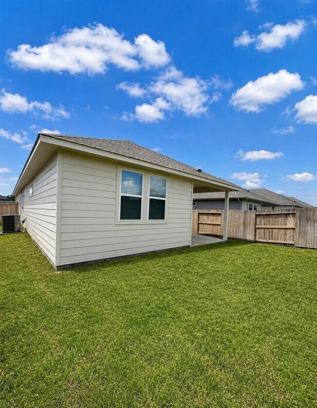 Building Photo - 14187 Granger Pointe Ln