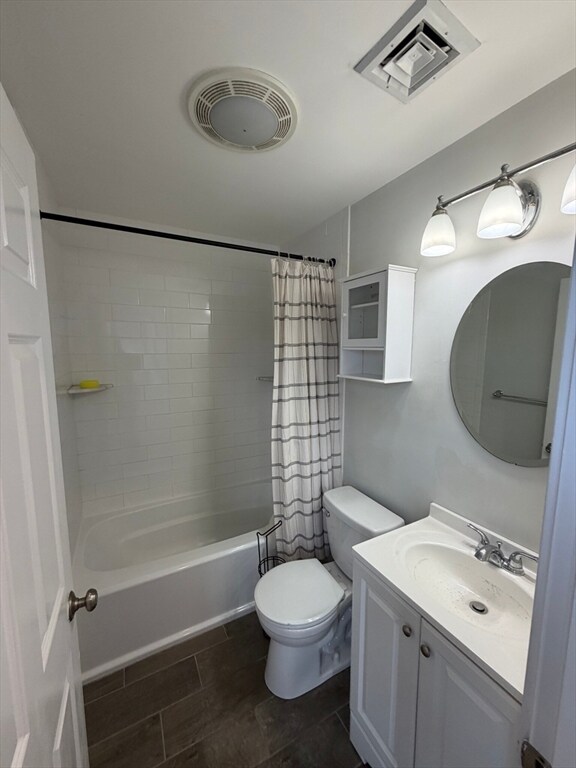 Building Photo - 45 Houghton St