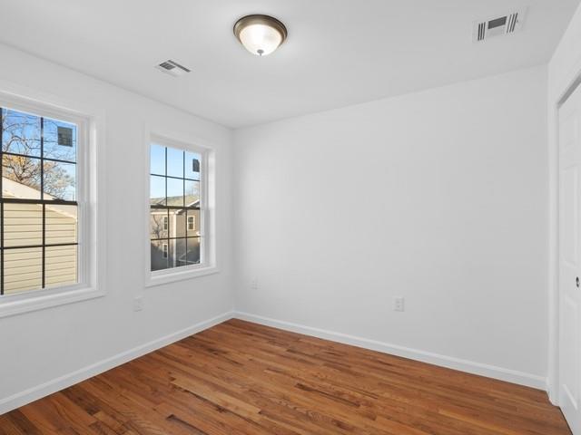 Building Photo - 24 Saint James St
