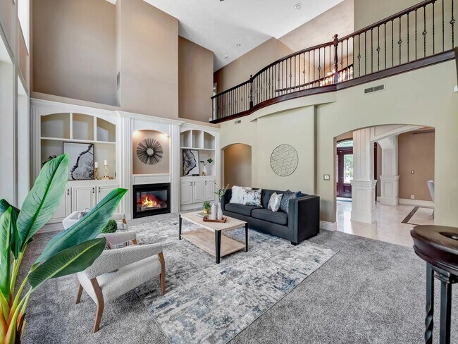 Building Photo - Exquisite 5-Bed, 6-Bath Waterfront Home fo...