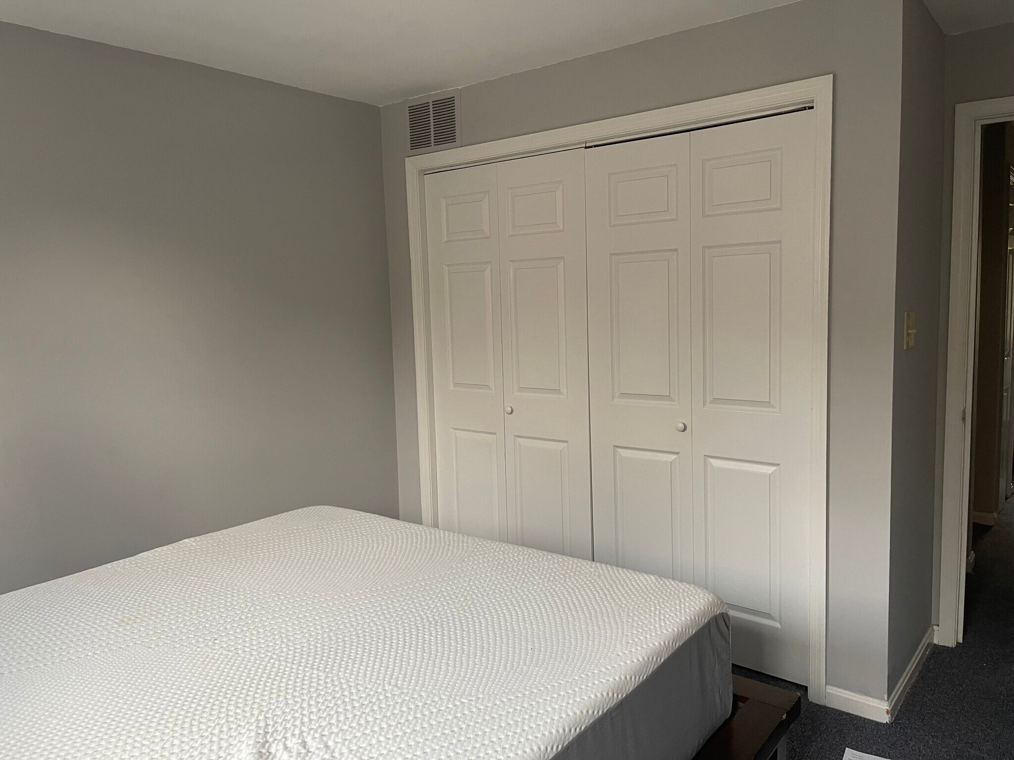 Building Photo - 737 McHenry St