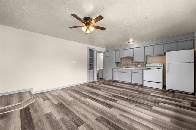 Building Photo - 508 SW 19th St