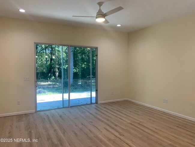 Building Photo - 5871 Collins Rd