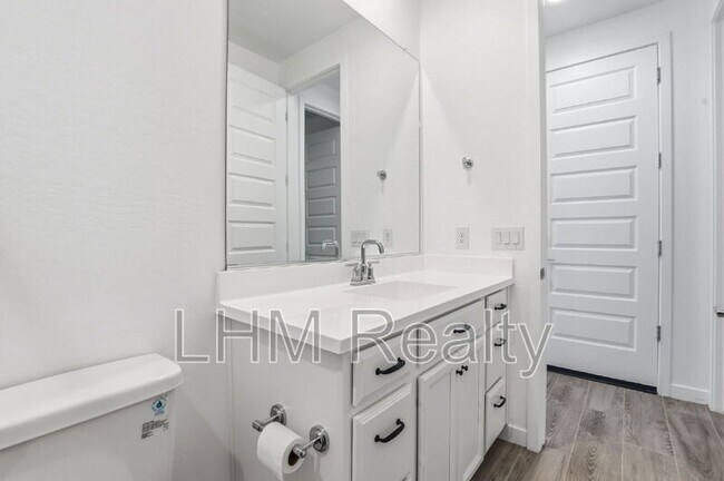 Building Photo - 12364 E Ballentine Rd