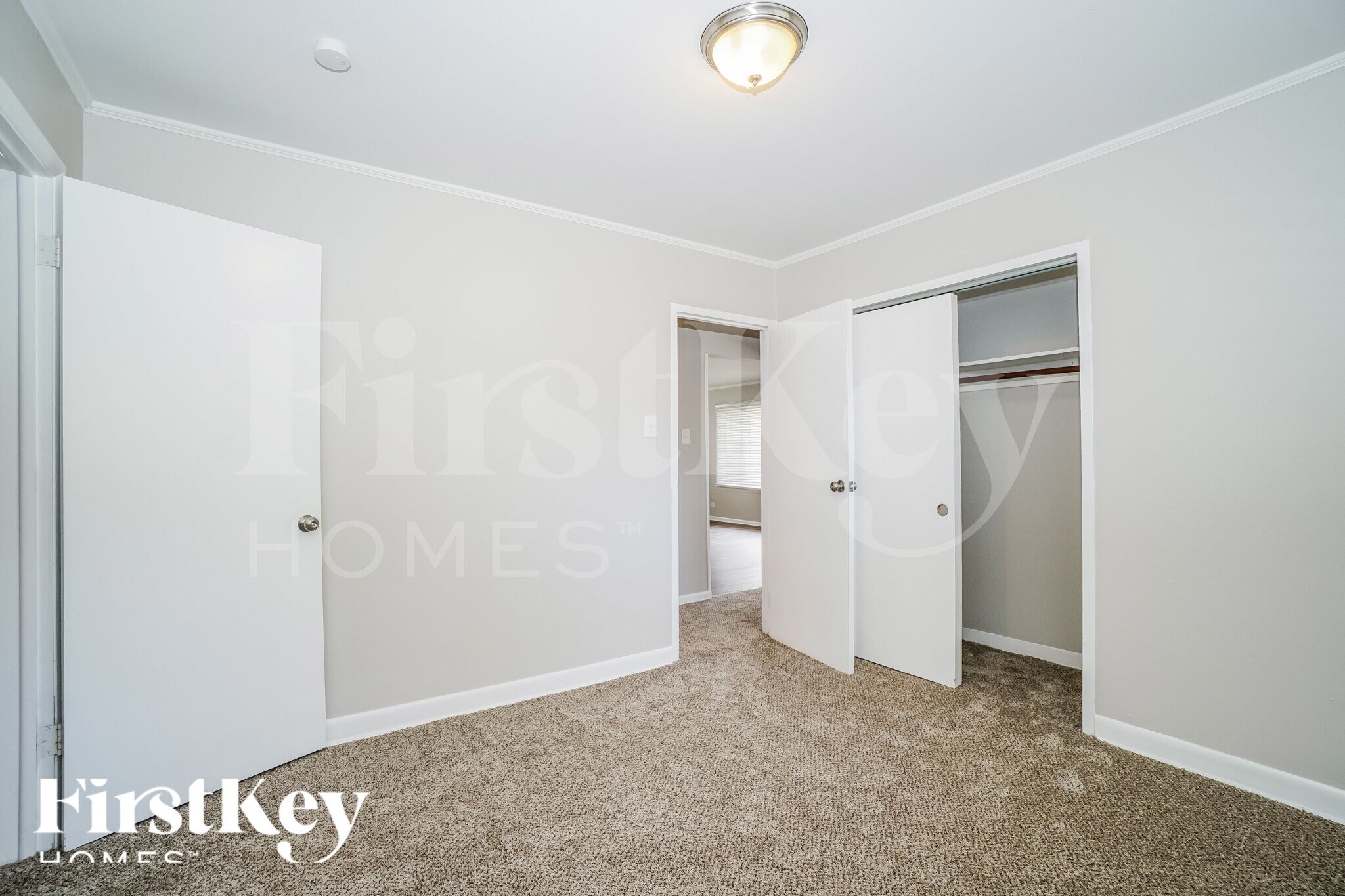 Building Photo - 428 Suwanee St