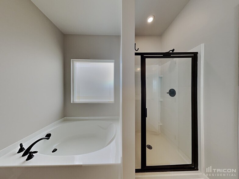 Building Photo - 229 Barbour Farm Ln