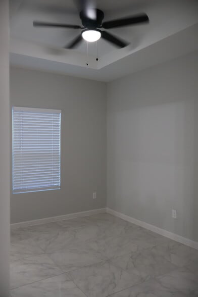 master - 1005 Hidden Hills St