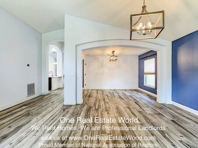 Building Photo - 3942 Lakeside Reserve Ln