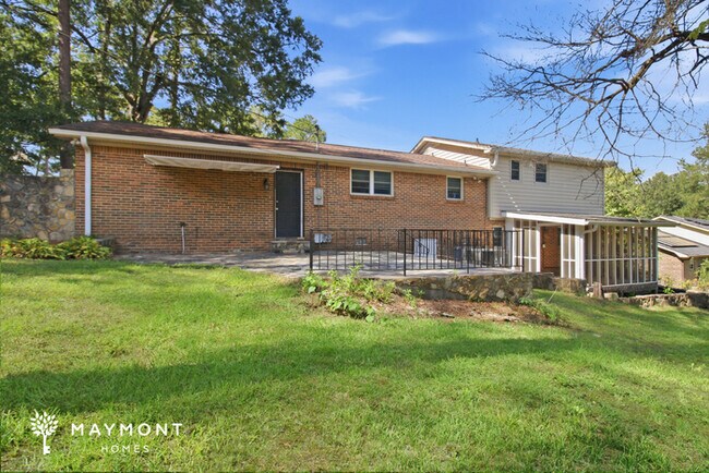 Building Photo - Inviting 4-Bedroom Home with 2-Car Garage