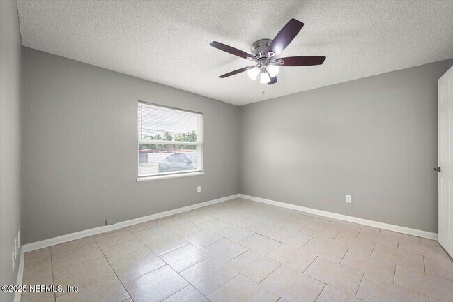 Building Photo - 7945 Herlong Rd