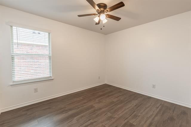 Building Photo - 605 Rawhide Way