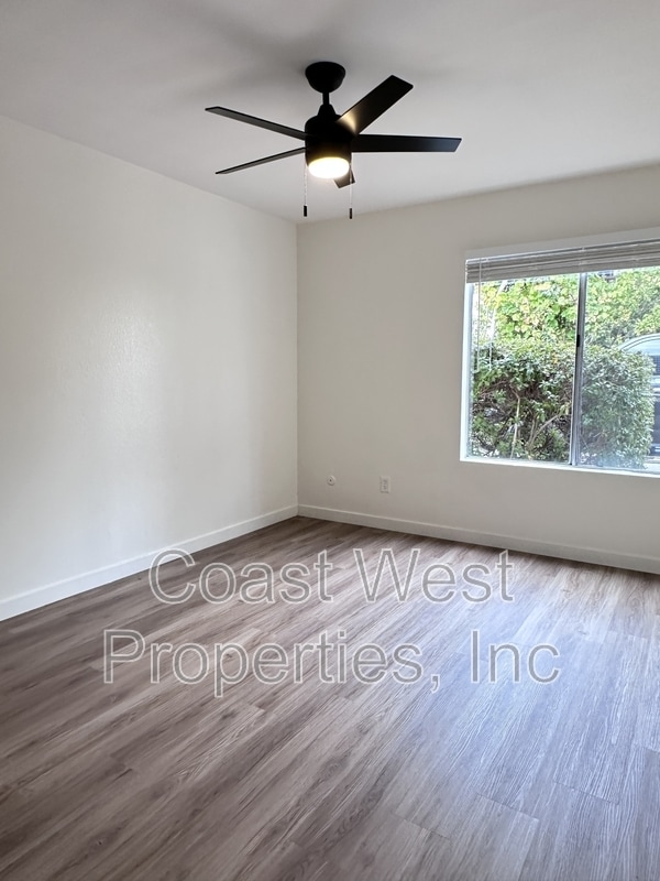Building Photo - 3539 Roosevelt St