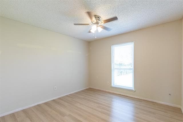 Building Photo - 1733 Chucker Ct