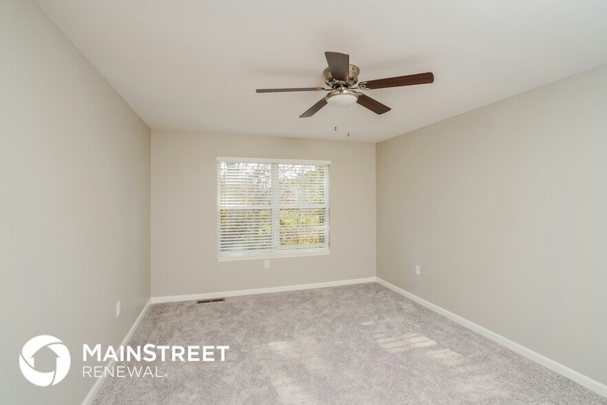 Building Photo - 2101 Paddle Wheel Dr