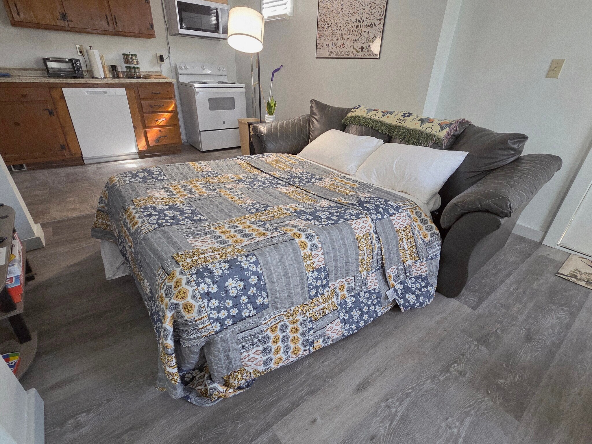 Building Photo - 85 Sherman St