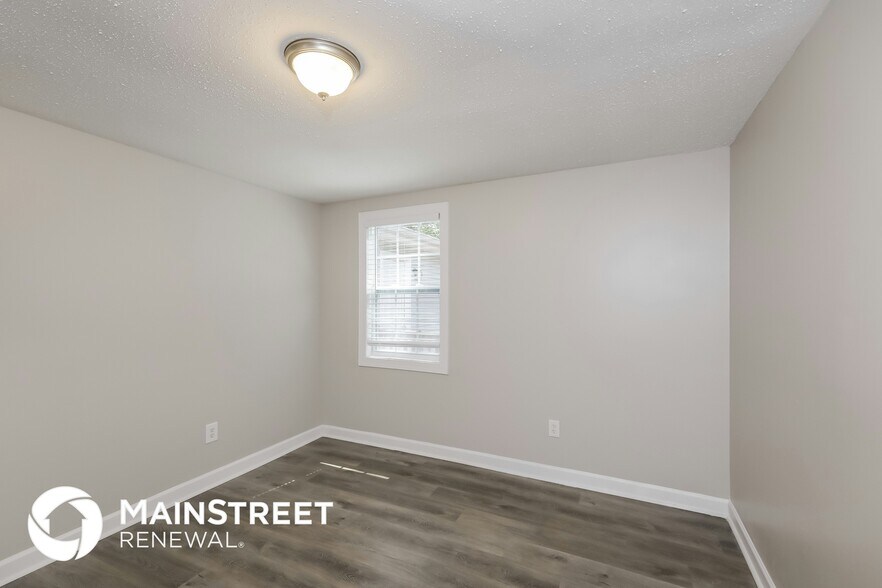 Building Photo - 7943 Monfreya Ct