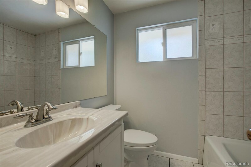 Building Photo - 6671 S Logan St