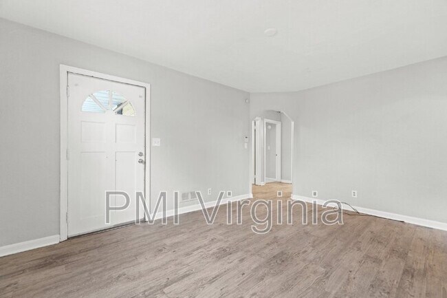 Building Photo - 3424 Argonne Ave