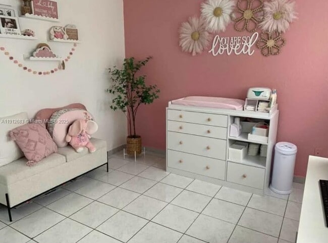 Building Photo - 8000 SW 149th Ave