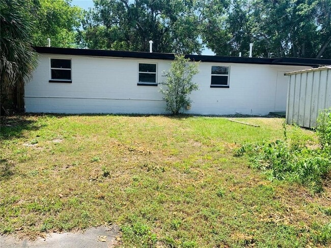 Building Photo - 1135 7th St N