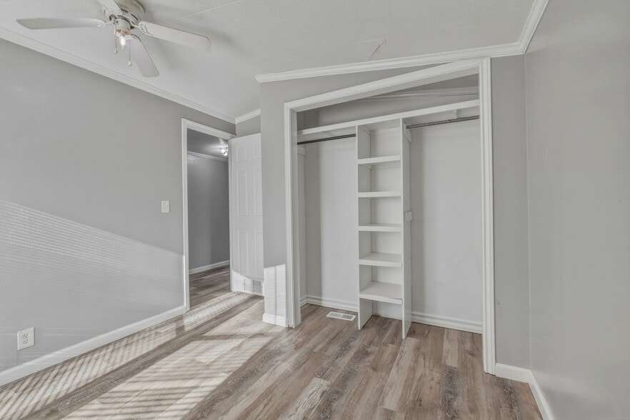 Building Photo - 31 Cinnamon Ln