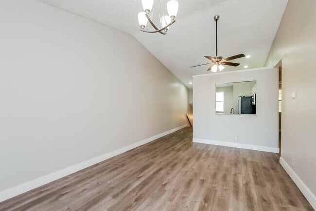 Building Photo - 2531 NW 56th Ave