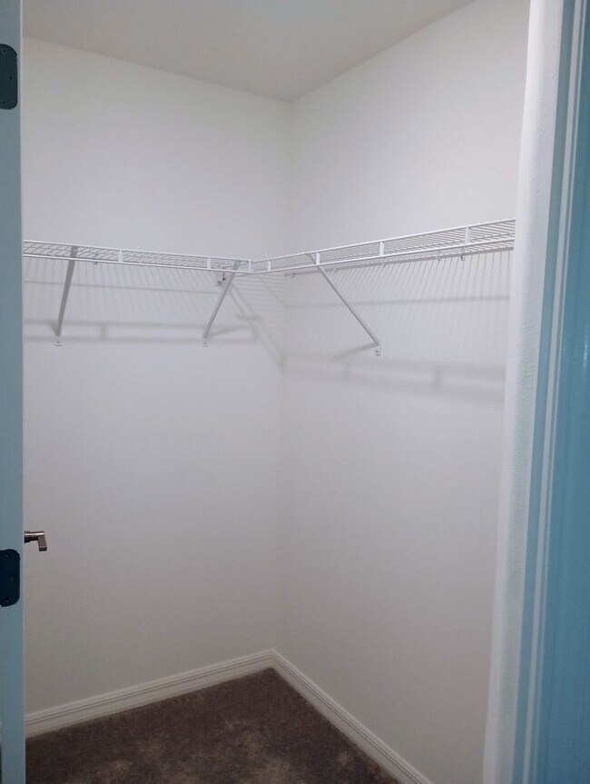 Building Photo - Townhouse in Land O' Lakes - The Townes at...