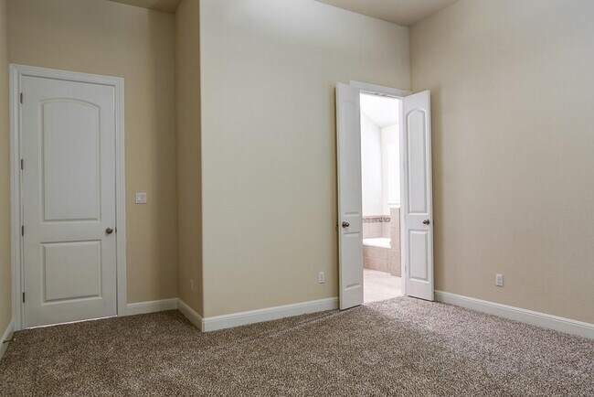 Building Photo - 2748 Enza Ct