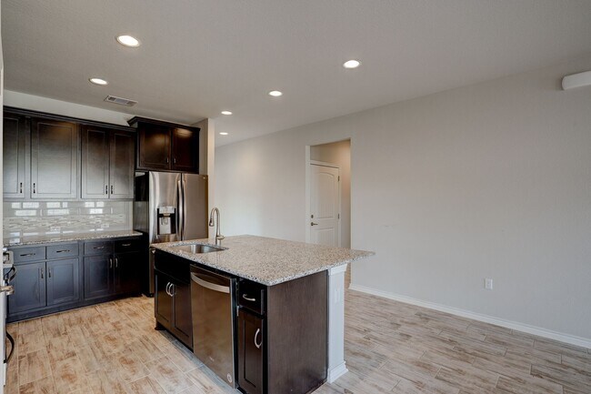 Building Photo - Beautiful 4/BR 3.5/BA Home for Rent in Aus...
