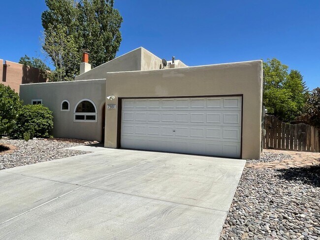 Building Photo - 7551 Kachina Loop