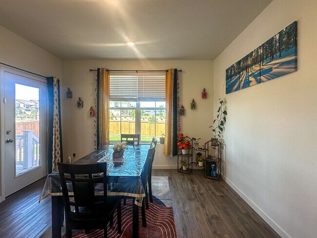 Building Photo - 9037 Borrowdale Ln